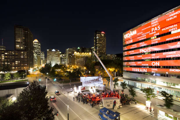 MOMENTFACTORY-MEGAPHONE