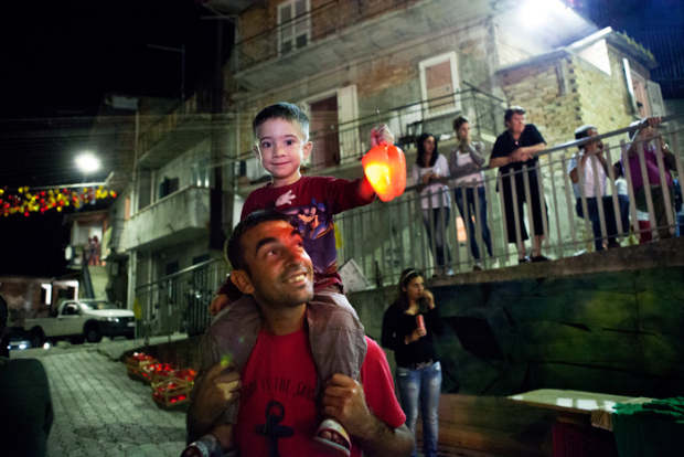 Luzinterruptus,peperonata