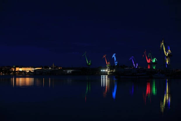 Skira Cranes photo Goran Sebelic