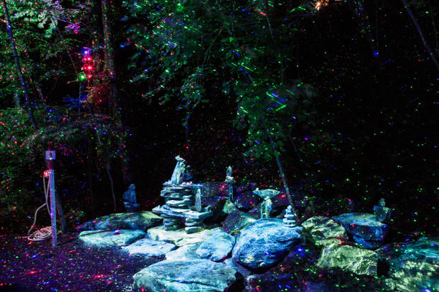 FORESTA LUMINA Moment Factory