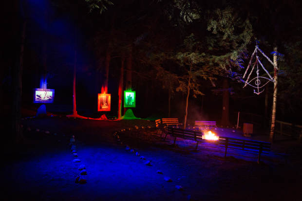 FORESTA LUMINA Moment Factory