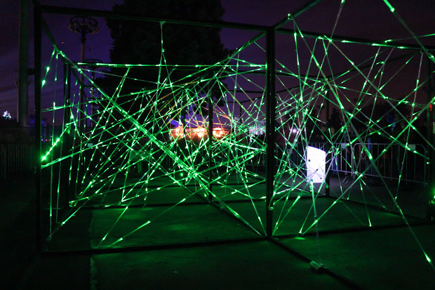 Trampa de Luciérnagas El último trabajo de Travesías de Luz invadió las calles de Moscú formando parte del festival de luz Circle of Light que se celebró en la ciudad del 10 al 14 de octubre