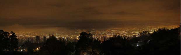 MEDELLÍN-NOCHE-1
