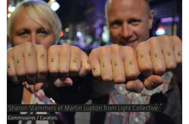 light collective Para su primer evento de este año recién estrenado, Éléphant Paname, el nuevo centro de arte y danza ubicado en el corazón de París, presenta una exposición que explora e inspira con la seguridad de ofrecer al espectador estas dos respuestas emocionales y sensoriales