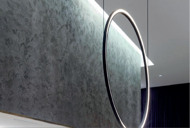 The Seven Foyer & Patio Pfarré Lighting Design,han sido los responsables de dar el toque de luz que marca la diferencia en esta antigua estación de electricidad en el centro de Munich. Protagonista de esta importante transformación que la ha convertido en una gran torre residencial