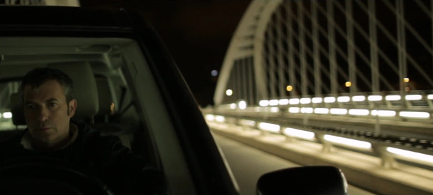 Joan Gaspar El verano, los recuerdos de la infancia vinculados al gran azul, a la luz del sol reflejándose en el mar... Esa misma luz que es símbolo de vida, de calidez y de amor.