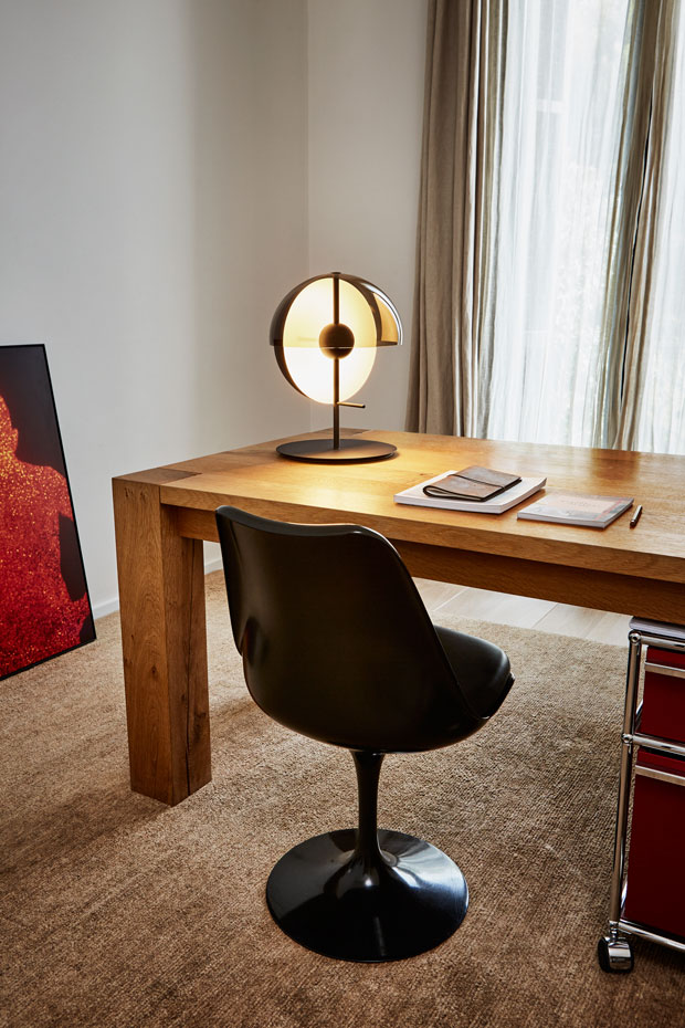MARSET_HR_Theia-M-bureau
