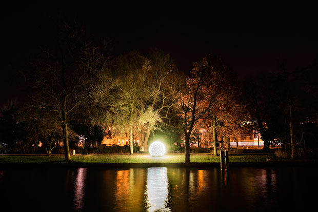 Amsterdam-Light-Festival-2016---Nest---Vikas-Patil-&-Santosh-Gujar---Copyright-Janus-van-den-Eijnden-(5)-1