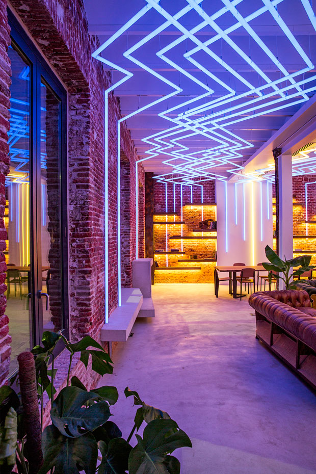 Lightelar-Loom-House-3 Lightelar, un innovador tapiz de luz