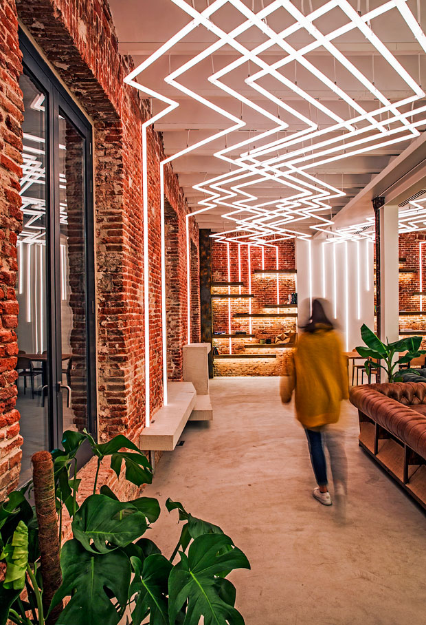 Lightelar-Loom-House Lightelar, un innovador tapiz de luz