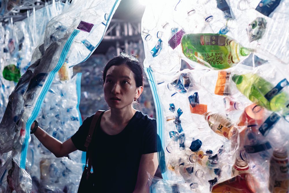 Plastico transitable de Luzinterruptus Singapur