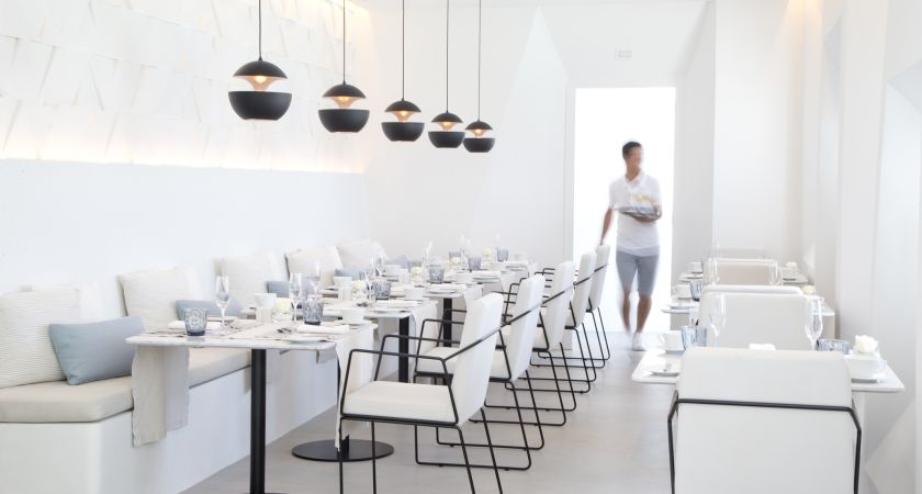 Anna Sbokou descubre “el reto de iluminar un boutique hotel”