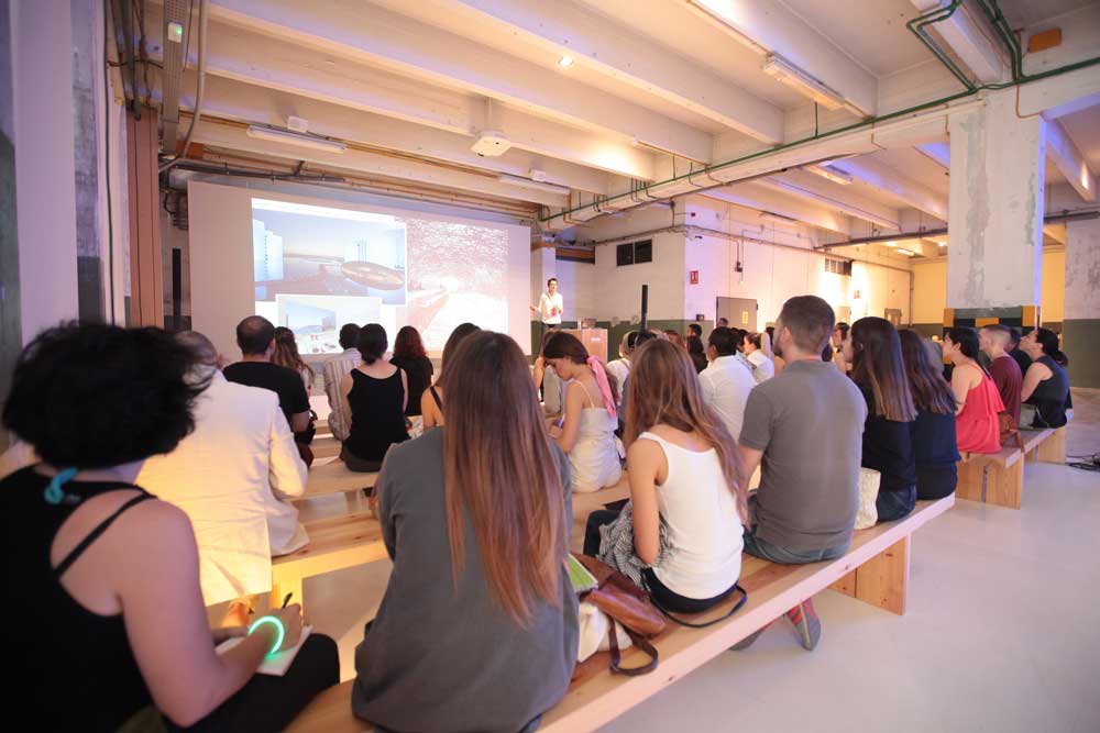 Simon vuelve a la Barcelona Design week con un workshop de iluminación: Color + Luz = Emoción by Simon