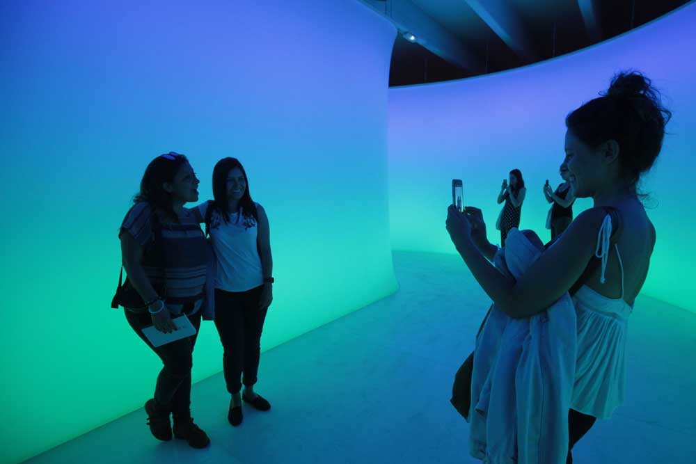 Simon vuelve a la Barcelona Design week con un workshop de iluminación: Color + Luz = Emoción by Simon