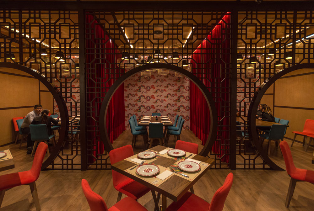 Restaurante Madam Tusan Claudi Paz