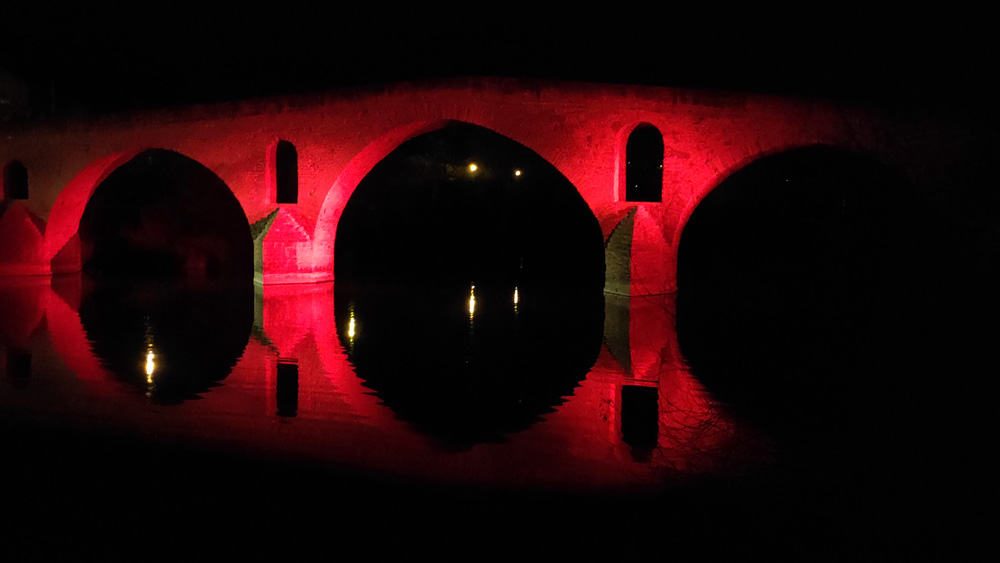 Puente la Reina iluminacion Alfred Sa