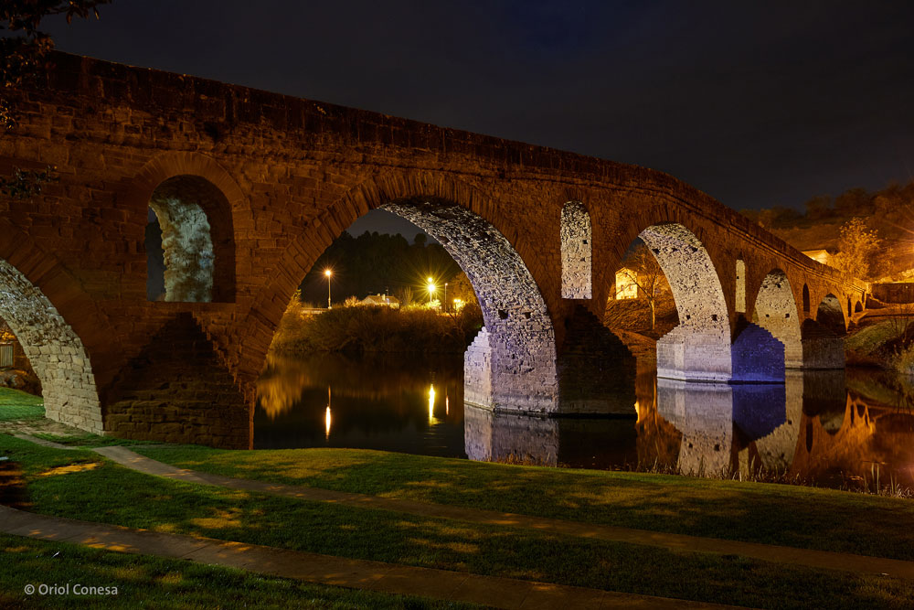 Nueva iluminación del puente románico de Puente la Reina Alfred Sà Susana Malón