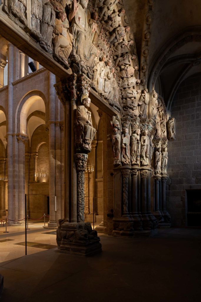 Catedral Santiago iluminacion arkilum Ignacio Valero