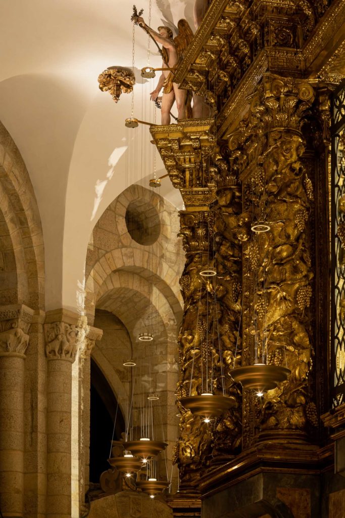 Catedral Santiago iluminacion arkilum Ignacio Valero