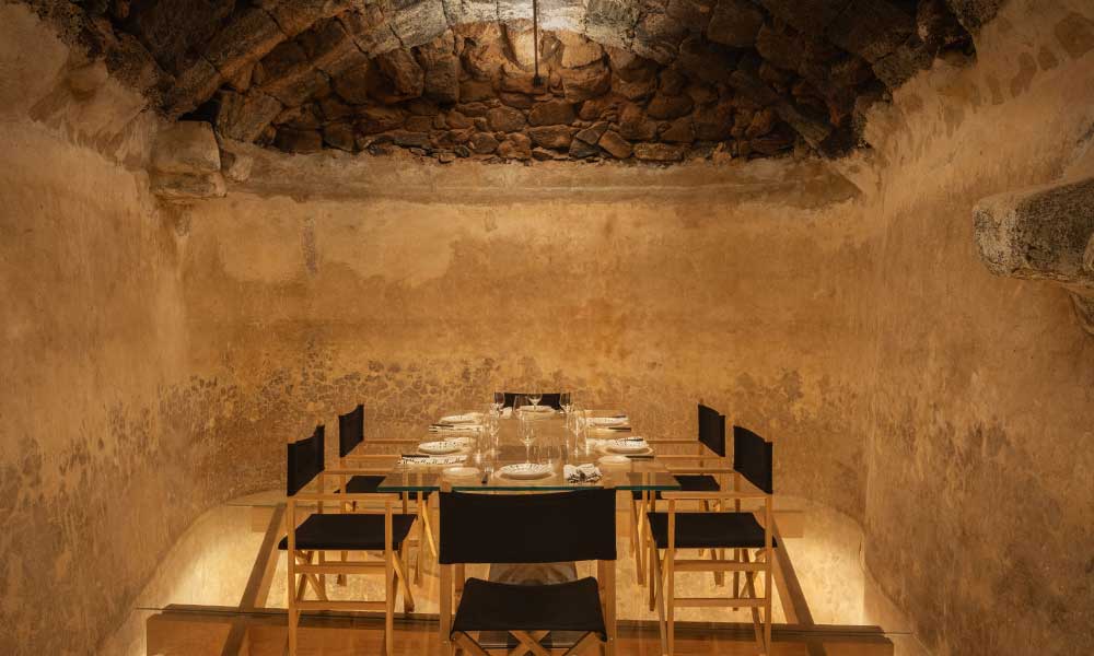 aljibe hotel cesar manrique