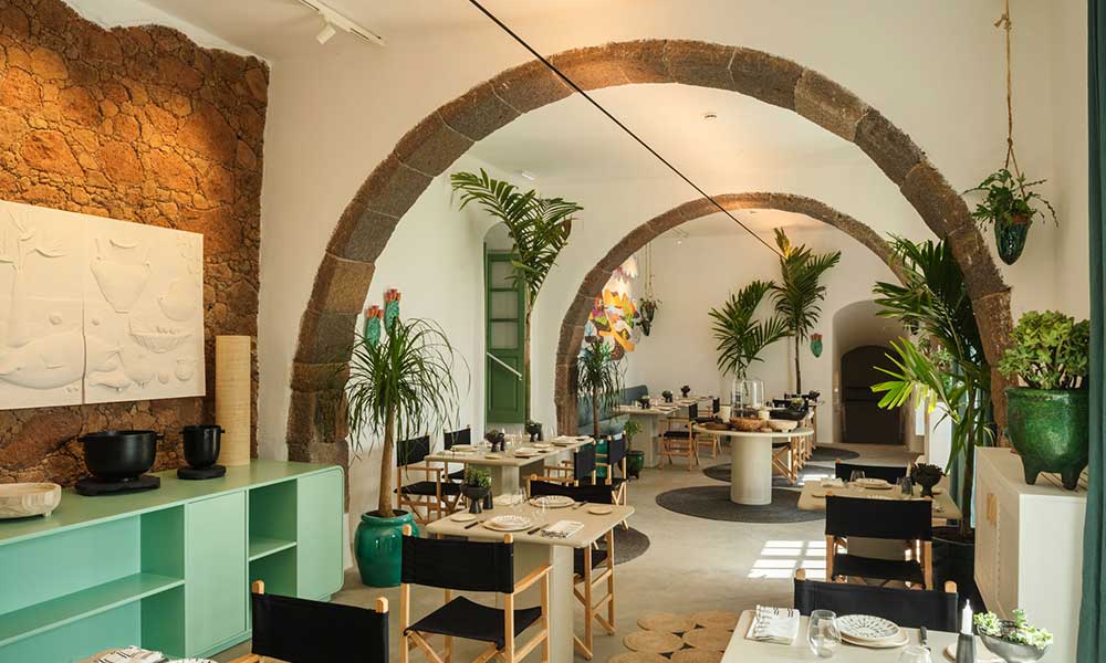 restaurante hotel cesar manrique