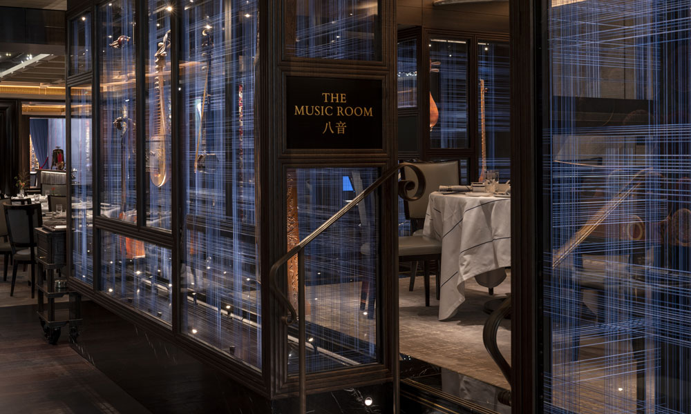 Entre el Pasado y el Presente: El Encanto Único de Canton Blue en el Hotel Peninsula de Londres