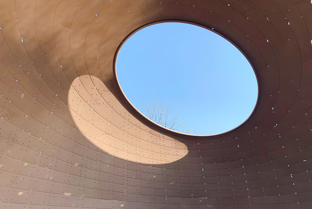 Diseño digital para una experiencia inmersiva. Thin-Shell Metal Woven Pavilion.