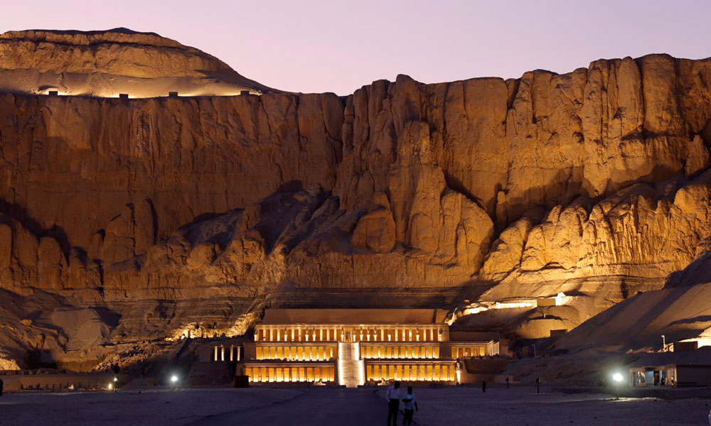 Templo de Hatshepsut, iluminación patrimonial, Noemi Barbero, Barbero Lighting, VBNB,