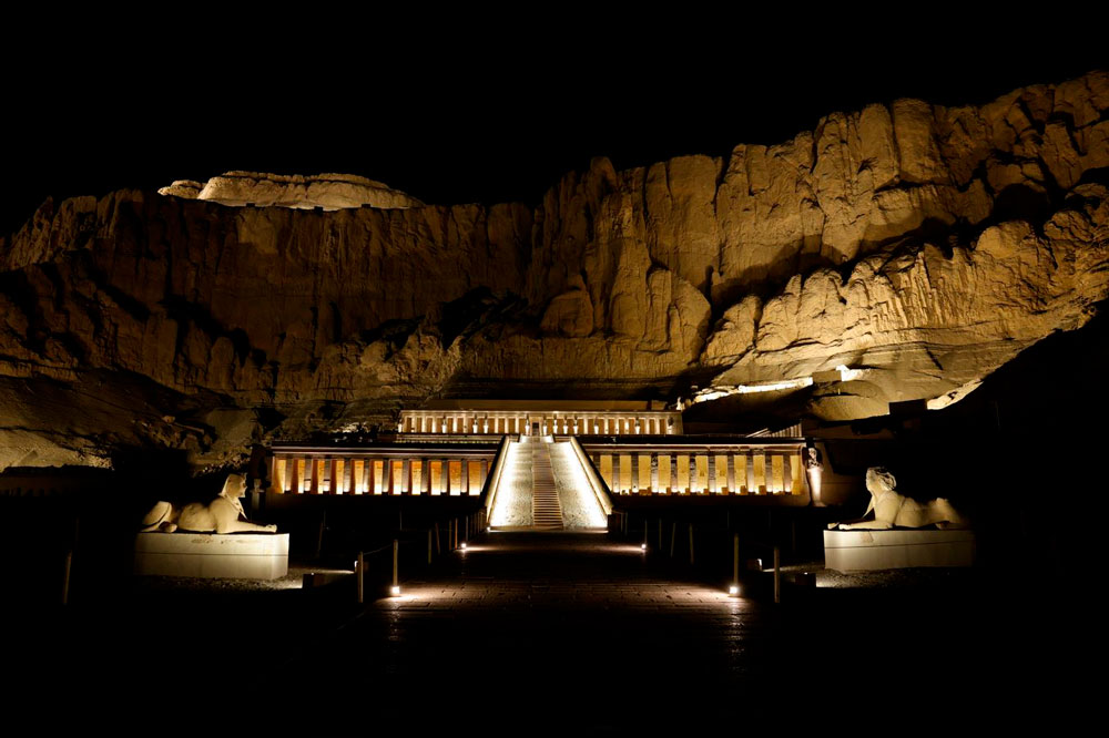 Templo de Hatshepsut, iluminación monumental, Barbero Lighting, VBNB,
